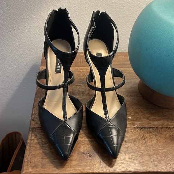 Nine West Heels Size 8 - Picture 2 of 4